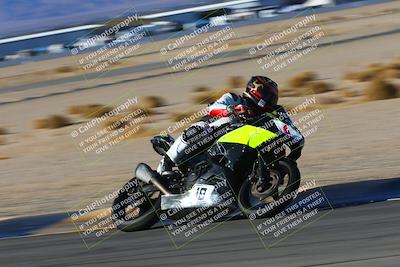 media/Jan-08-2022-SoCal Trackdays (Sat) [[1ec2777125]]/Turn 11 (215pm)/